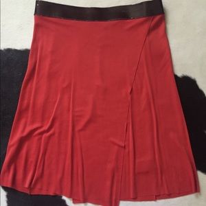 Rozae Nichols Leather waist Skirt
Red/Orange